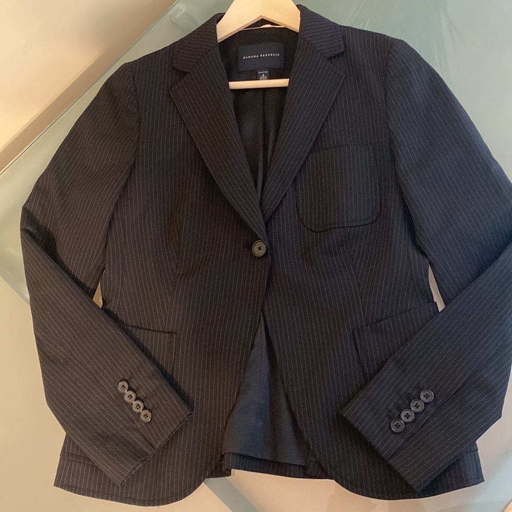 Banana Republic Blazer Banana Republic WOOL Pinstripe Blazer Size 4